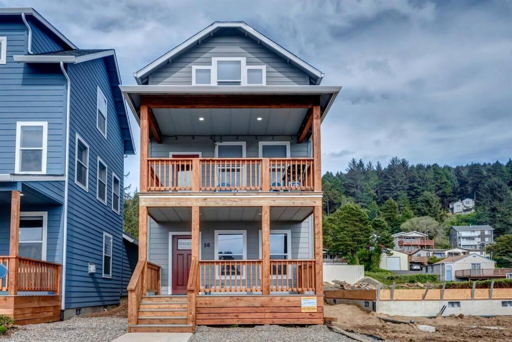 New Tri-Level Home With Ocean View And 3 En-Suite Bedrooms! Depoe Bay Exterior photo